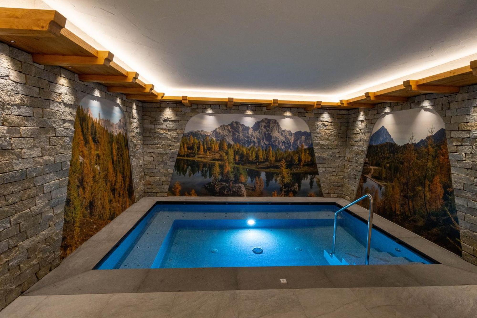 Hotel Hubertushof Dobbiaco Zewnętrze zdjęcie